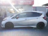 内外装およびエンジンル-ムなど専用クリ-ニング致します。車両クリ-ニングのプロが施工致しますので!高品質な1台に蘇りますよ♪(全在庫無料施工)