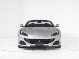 フロントミッドシップに搭載される3.9L V8ツインターボエンジンは、620cvのゆとりある出力を発揮します。