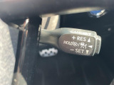 【レーダークルーズコントロール】高速道路での長距離走行が楽に!!自動で速度を保つクルーズコントロールが、衝突軽減システムと連携し、前方の車両を感知して車間を保つように速度調節してくれます!!