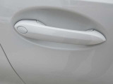 コンフォートアクセス機能で握れば開いて、触れればロックができます!