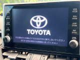 【メーカー純正ナビ】インテリアに溶け込むスタイリッシュな「専用設計」メーカーナビを装備♪視認性や操作性など基本性能にも優れ、より上質なカーライフをお楽しみいただけます。