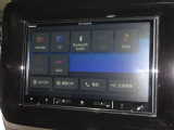 ナビゲーションはパイオニア8インチメモリーナビ(AVIC-RL520)を装着しております。AM、FM、Bluetooth、フルセグTVがご使用いただけます。初めて訪れた場所でも安心ですね!