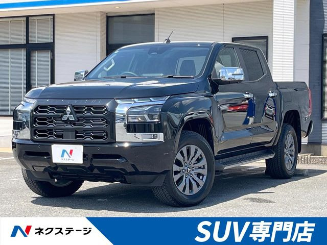 トライトン2.4 GLS ディーゼル 4WD