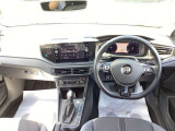 運転者中心に設計された運転席です。