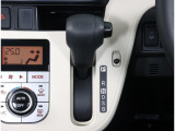 CVT(無段階変速)による滑らかな加速は振動も少なく快適性を高めています!!