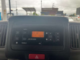 CDラジオとドアスピーカーを装着しております