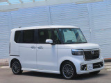 人気のプラチナホワイトパール・ターボ車です