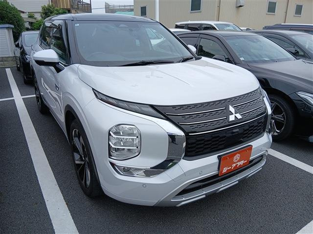 アウトランダー PHEV 2.4 P 4WD