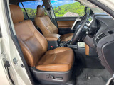 運転席シート廻りは使用感も少なく、良好な状態となっています。丁寧に使われていたことがよくわかりますね。