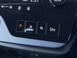 【 シフト 】スムーズなシフトチェンジで快適にお車を操縦していただけます!//