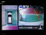 アラウンドビューモニターで車庫入れも空から見ている様に駐車できラクラクです。