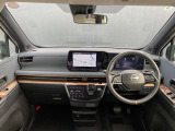 運転席周りの画像です。興味がわいて来ませんか?ゆっくり、じっくりご覧下さい。