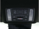 電動のスライドドアで楽々スムース!運転席からも開閉の操作もできます♪キーのスイッチひとつで自動開閉できる便利な機能もついてます♪