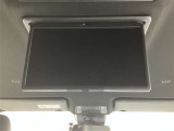 お子様に人気の後席モニター搭載!DVDやテレビ鑑賞して楽しもう!