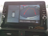 360度見えて安全安心に車庫入れをしていただけるアラウンドビューモニターを装備!