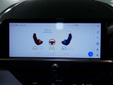 運転席・助手席は、ヒーター&ベンチレーション付シートです。暑い時期も寒い冬も快適に過ごせるうれしい装備です。