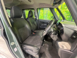 運転席シート廻りは使用感も少なく、良好な状態となっています。丁寧に使われていたことがよくわかりますね。