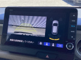 バックカメラも装備しております。車庫入れの苦手なお客様も安心!重宝してくれます!