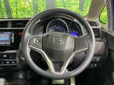 【ステアリングスイッチ】運転中、前方から目線をそらすことなく、オーディオ等の操作が可能な便利機能!安心&快適なドライブを演出してくれます♪