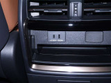 1500Wまで使えるAC100Vコンセント