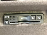 【ETC】高速道路の料金所をストレスなく通過!話題のスポットやサービスエリアに多い「スマートIC」利用時は必須のアイテムです。当店でセットアップを実施、ご納車当日からすぐにご利用いただけます!