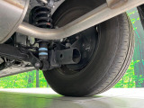 お車を安心してお乗りいただく為には、足回りの定期点検が欠かせません。サービスサポート(有償保証)では無料点検もご提供しており、安心のカーライフをお過ごしいただけるサポート体制が整っています。