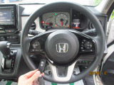 握りやすい大きなハンドルで運転しやすいです♪