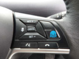 プロパイロットで運転が楽しくなります。またオーディオ操作など手を放さずにスマートで行えます