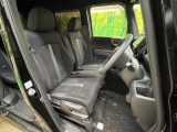 ドライバーによって運転しやすいポジションは異なり、あの車はどうなのか不安なこともありますよね。気になるお車は店頭で乗り込んでご確認いただけます♪
