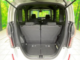 普段のお買い物や通勤、送迎等に十分な荷室スペースを確保しております。セカンドシートを倒すと、大きな荷物の積載も可能です♪