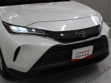 歩行者(昼夜)や自転車運転者(昼)を検知対象に加えたプリクラッシュセーフティ採用の予防安全パッケージ「Toyota Safety Sense」が採用されています。