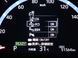 さまざまな安全装備でドライバーと同乗者をしっかりサポートできます。