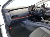 見通しのよいすっきりとした視界で、誰でも運転しやすいです。運転のしやすさは疲れにくさにも繋がりますよ♪
