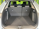 普段のお買い物や通勤、送迎等に十分な荷室スペースを確保しております。セカンドシートを倒すと、大きな荷物の積載も可能です♪