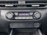 オートエアコン付ですので快適な車内温度を保てます。