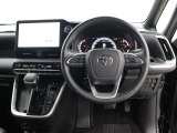 運転席廻りです。