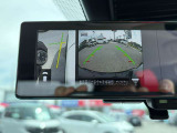 アラウンドビューモニターは車両の死角になりやすい左前のみを映し出すことが可能です。見えずらい場所をカメラで確認していただけるので、安全な駐車の手助けになります!