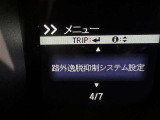 先進の安全装備ついてます。詳しい装備内容、仕様等につきましてはスタッフにお問合せ下さい。