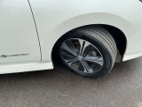 車検がある車は法定12ヶ月点検、車検が無い車は法定24ヶ月点検を実施致します!その際消耗品や要修理・要交換部品を発見した場合は交換します。整備費用は車輌本体に含まれております!!ご安心ください!!