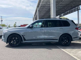 X7 M60i xドライブ 4WD 