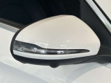 納車前整備も大きなポイントです。メルセデス・ベンツの定める厳しい基準をクリアしたお車のみご案内しております。さらにご安心して頂けるように納車整備はメーカー規定に基づき自社工場にて入念に行っております。