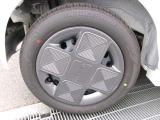 14インチホイール!!格好良くてホイールがあなたの愛車をいっそう輝かせます☆