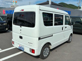 店舗間での在庫車両の移動がございます。直接ご来店の際は、一度お電話をいただければスムーズにご案内をさせていただきます。