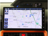 ナビ付きですので初めての場所や遠出に大活躍!Bluetoothでお使いのスマートフォンやミュージックプレイヤー接続することで音楽の再生もできます!!またフルセグ(ワンセグ)でのテレビの視聴も可能!!