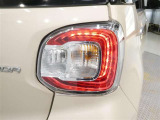 LEDテールライトです。省電力、高輝度のLEDは明るく照らすので夜間運転時の視認性を高めます。スタイリッシュな見た目で細かいところもこだわりたいあなたに!