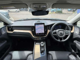XC60 ウルトラ B5 AWD ダークエディション 4WD 