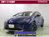 何度も姿を変えながら第一線を走り続ける【プリウス】。先進的でスタイリッシュなフロントフェイス。ワイド&ローなボディで未来へ走りだしたプリウスです。この車は、当社試乗車として使用していた車です。