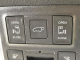 【パワーバックドア】スマートキーや運転席のボタンを押すだけでリアゲートが自動で開閉します!荷物を持っている時や、高い位置にあるバックドアを閉める際に便利な機能です♪