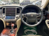 広々とした車内空間です。