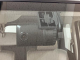 当店でご購入頂いた車両は全車車検整備又は法定12か月点検を行い、エンジンオイル・オイルフィルター・フロントワイパーゴム・バッテリーの交換を行っています、整備費用は本体に含まれてますので安心ですよ♪
